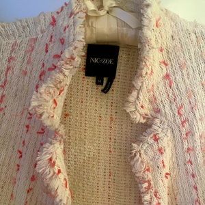 Nic + Zoe woven jacket with fray